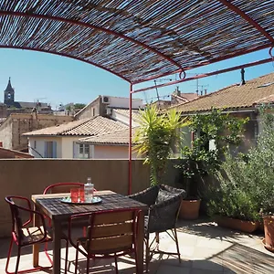 https://la-maison-jasmin.fr-provencehotel.com