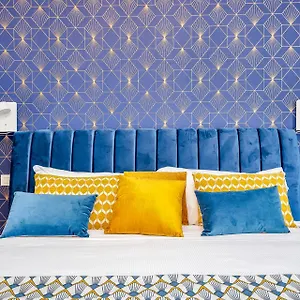 https://art-deco-luxury-bb-sleepwithme.it-tuscanyhotel.com